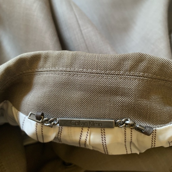 Calvin Klein // Grey Blazer - Picture 13 of 13